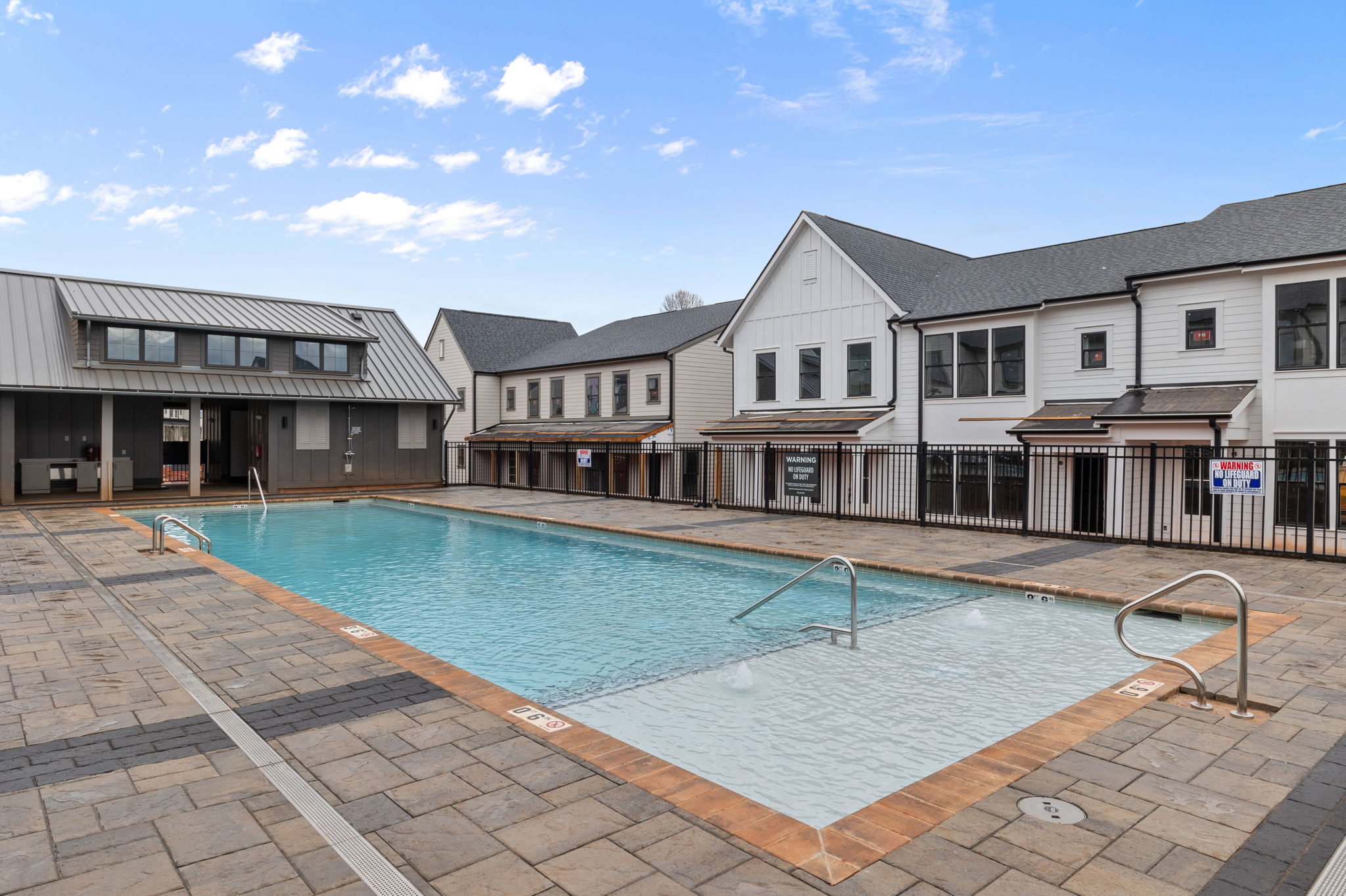 NOW LEASING: HARMON Jefferson Village Debuts Spacious Build-to-Rent Townhomes Designed for Convenience and Connection 