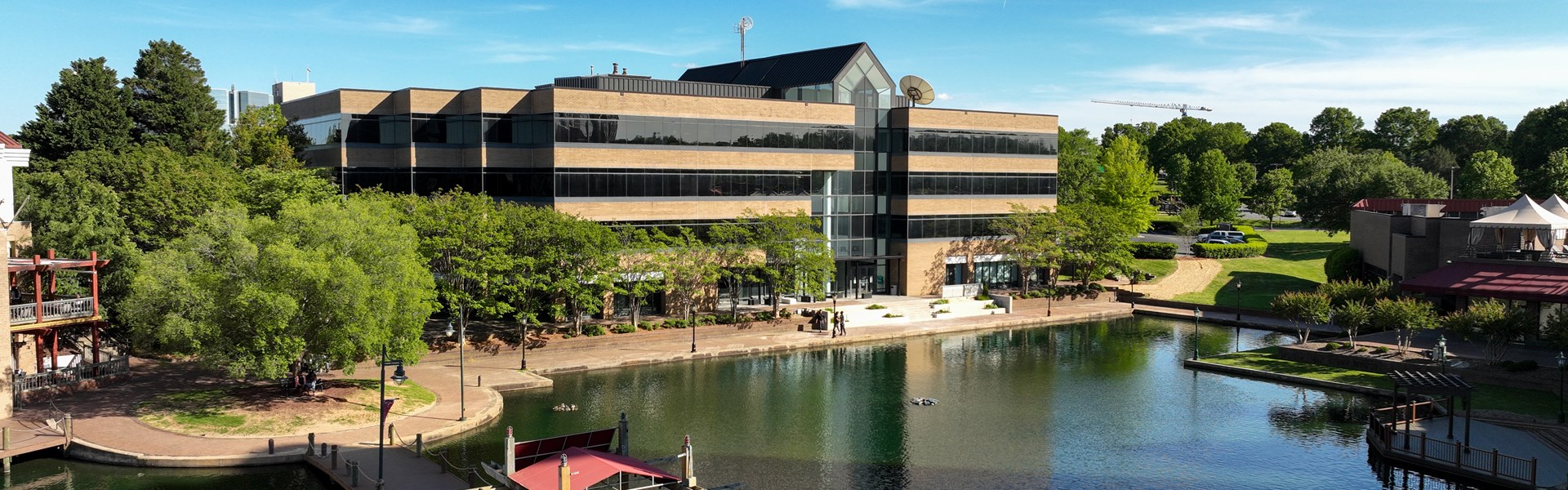 One University Place Attracts and Retains Top-Tier Tenants One University Place Attracts and Retains Top-Tier Tenants