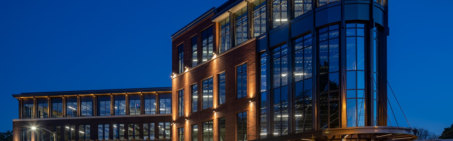 Crescent Communities Announces New Restaurant Tenant at Elizabeth on Seventh  Crescent Communities Announces New Restaurant Tenant at Elizabeth on Seventh