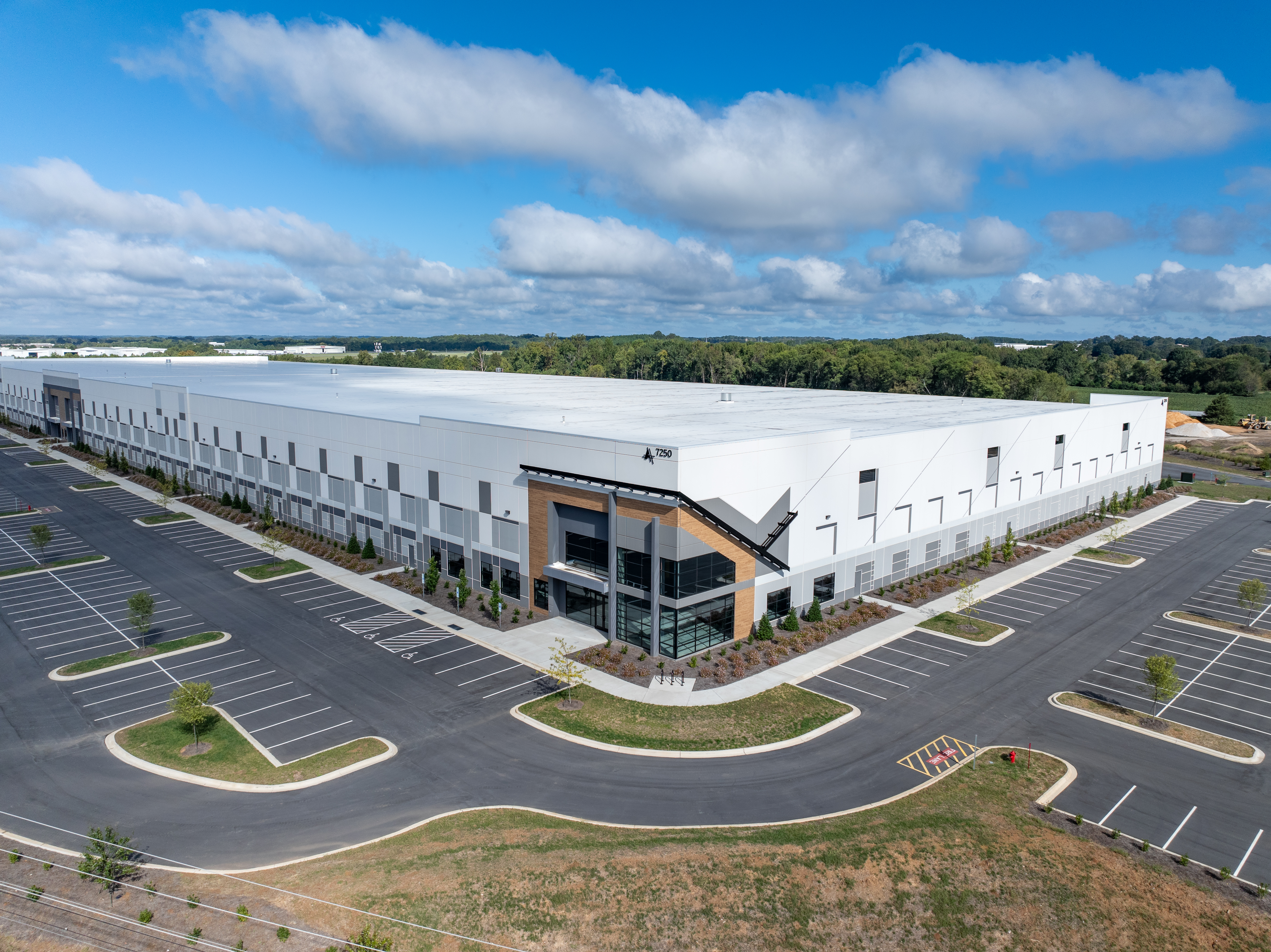 Crescent Communities Announces Sale of 247,000-Square-Foot Building at AXIAL Bonds Farm in Concord