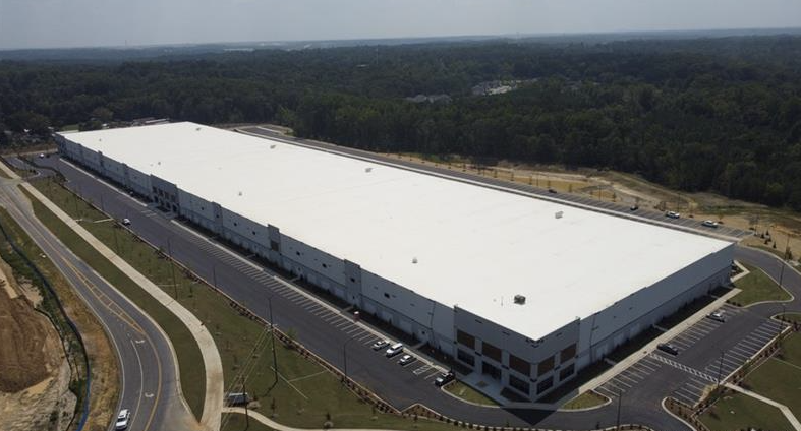 Amazon Signs Lease at Crescent Communities’ AXIAL Rapid Commerce in Charlotte 