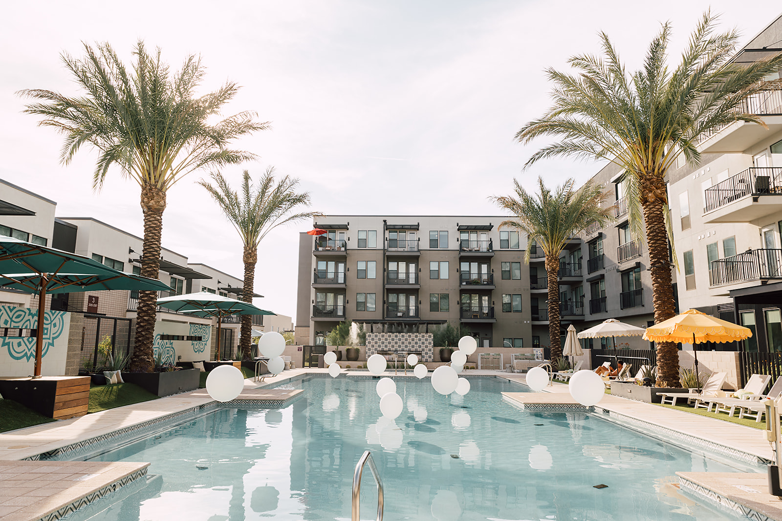 Globally Inspired Apartment Community NOVEL Val Vista Celebrates Grand Opening 
