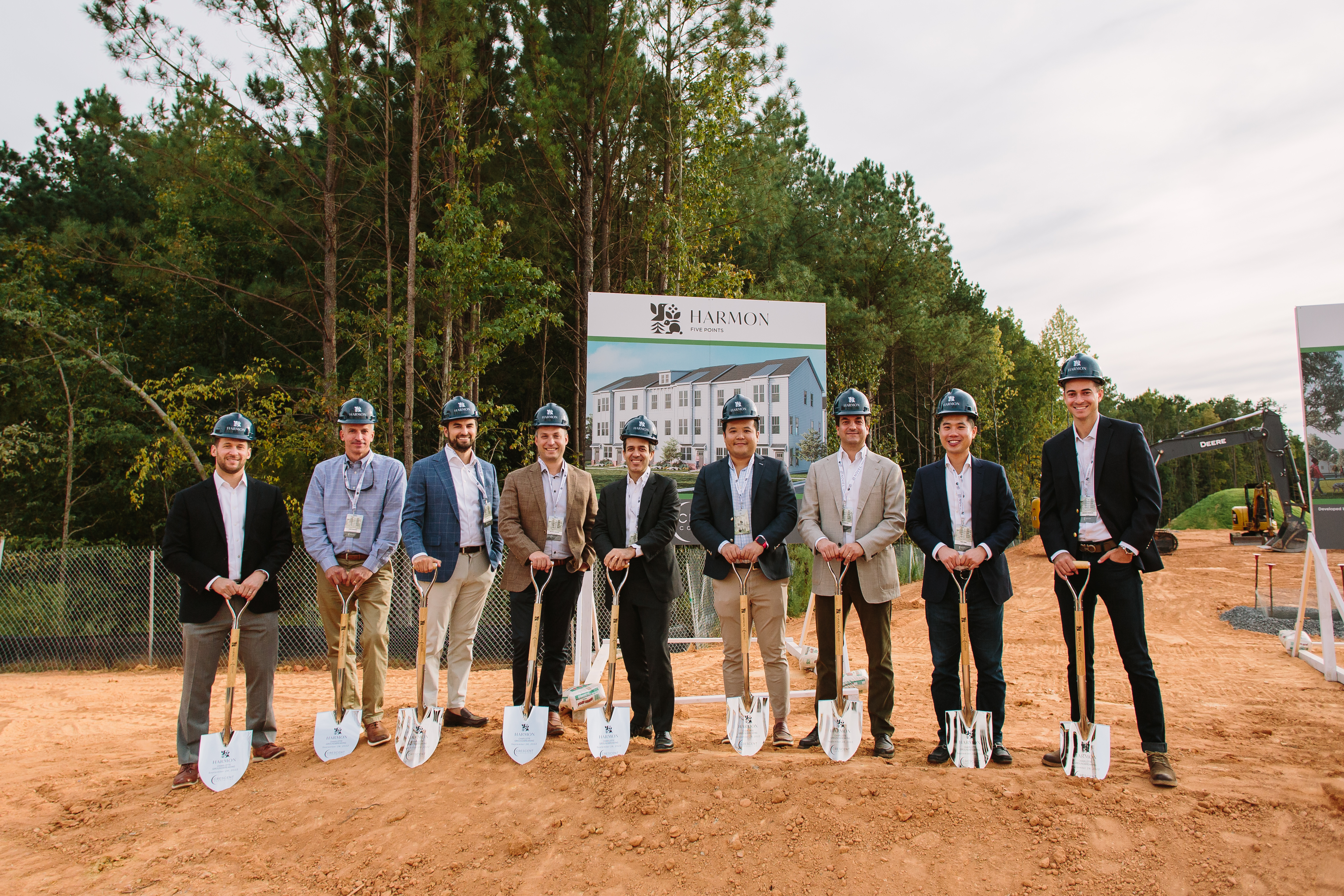 Crescent Communities Hosts Groundbreaking Event for Build-to-Rent Communities in Charlotte